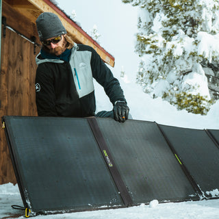 Goal Zero Yeti 1500 + 200W Solar Generator